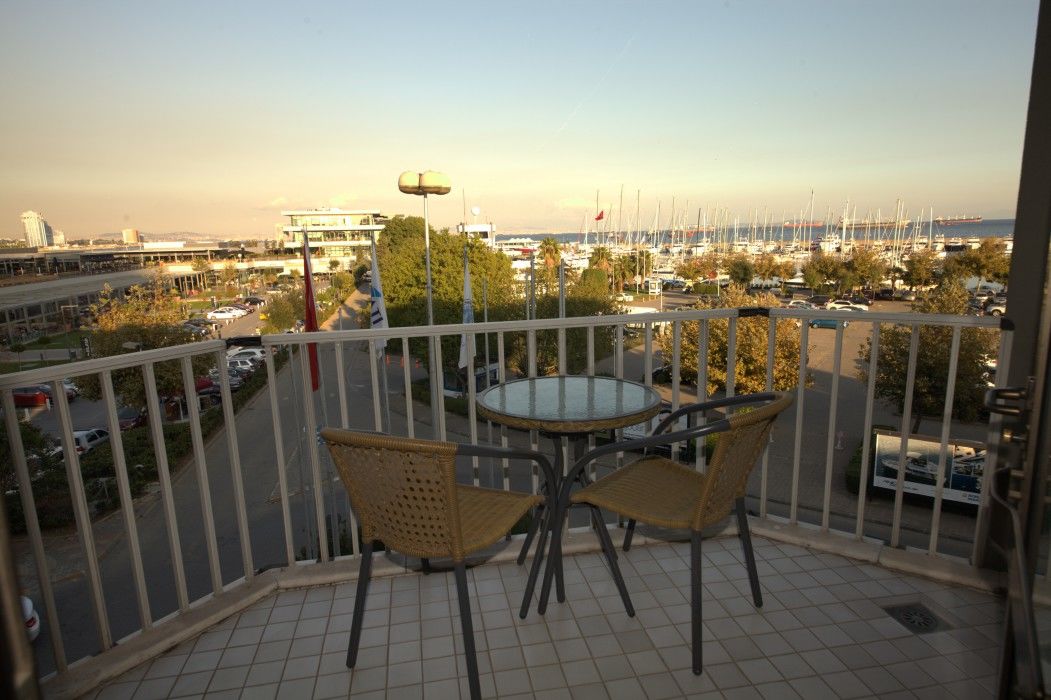 Atakoey Marina Hotel Istanbul Bagian luar foto